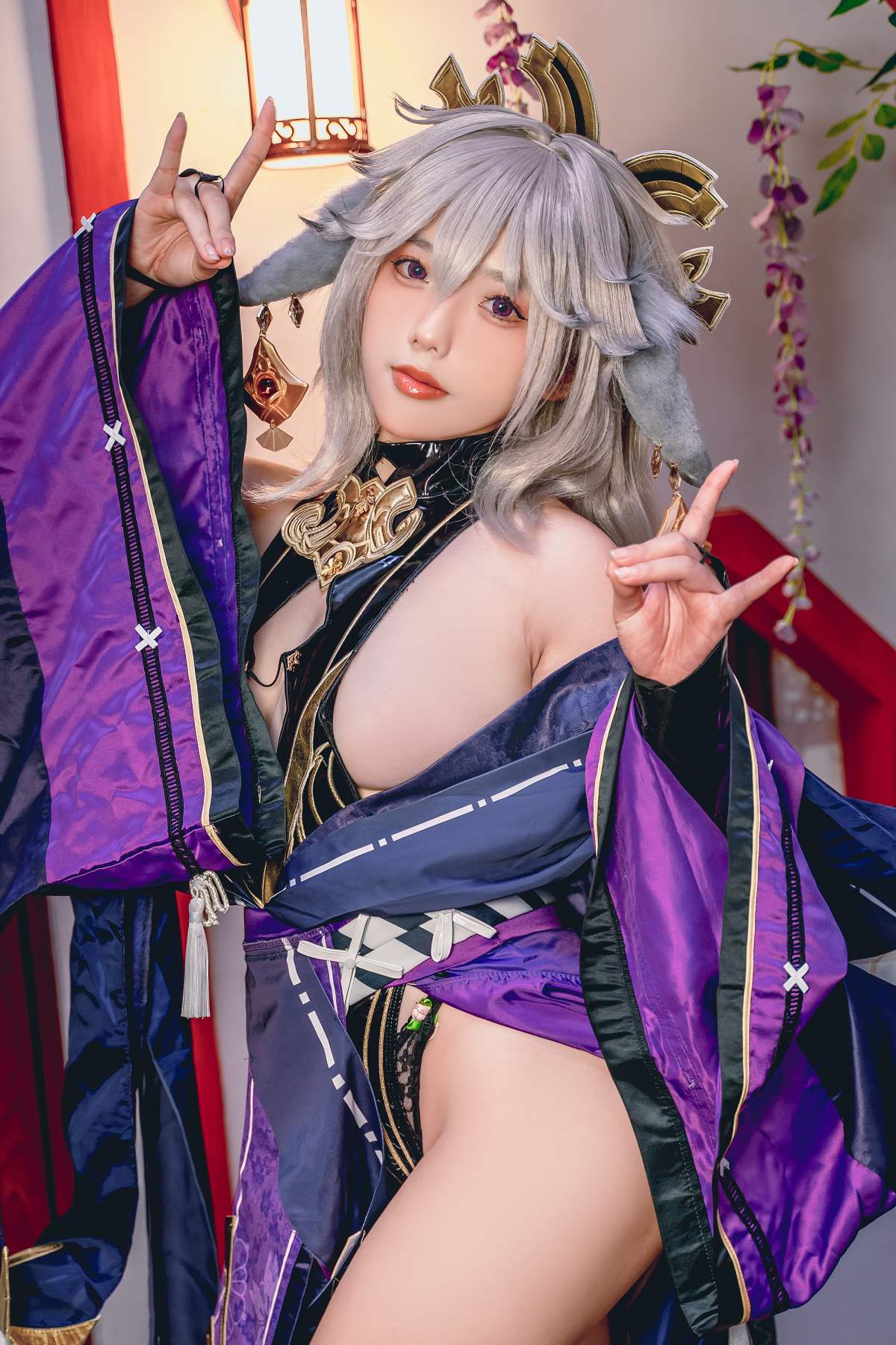 Messie Huang写真 – Yae Alter Cosplay-第1张