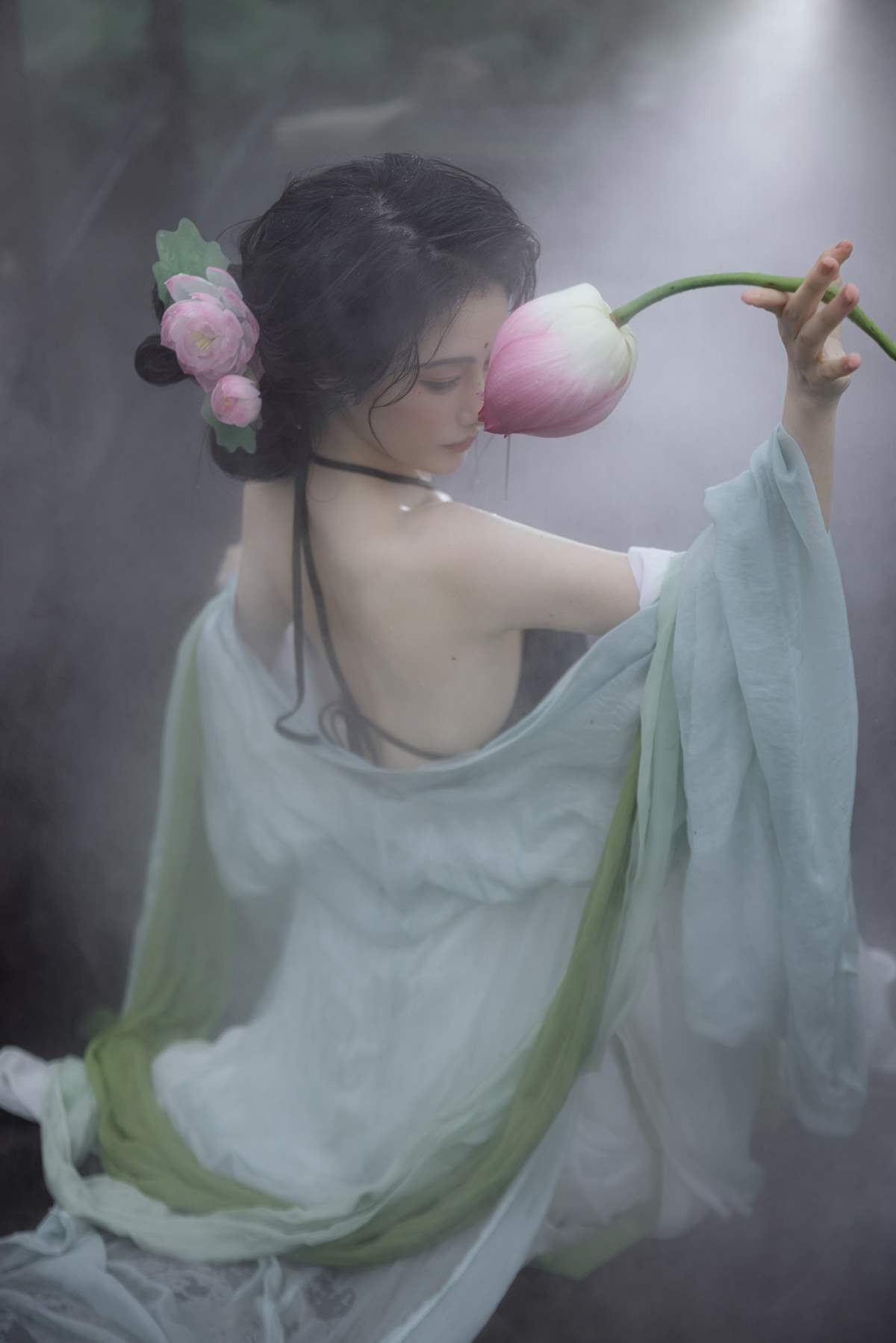 [YITUYU艺图语]2025.10.16 镜花水月 -芝月- YITUYU艺图语-第1张