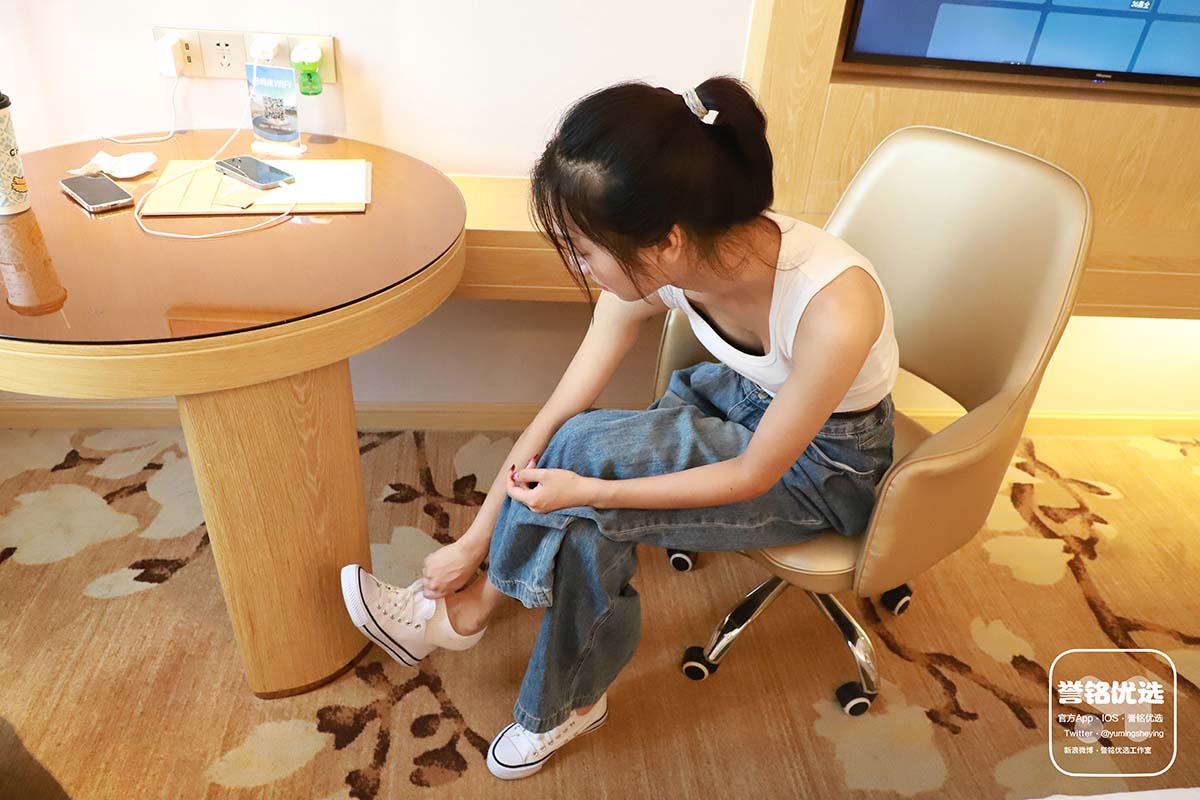 [誉铭传媒]袜足摄影 2024年《国庆新品》 YMCM誉铭传媒-第2张