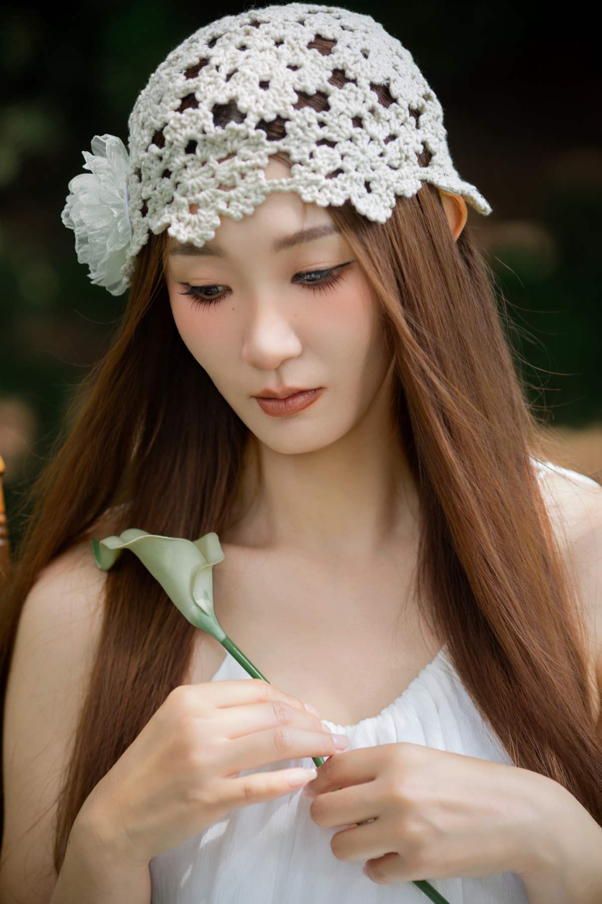 [YITUYU艺图语]2025.10.18 绿野仙踪·白裙少女的自然絮语 月亮 YITUYU艺图语-第1张