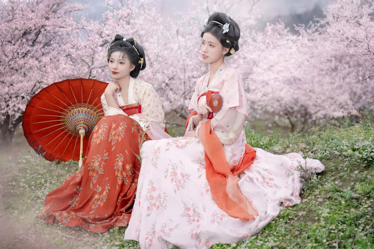 [YITUYU艺图语]2025.10.19 一朝春雨落·十里春花开 遥七不卖鸡毛菜 YITUYU艺图语-第1张