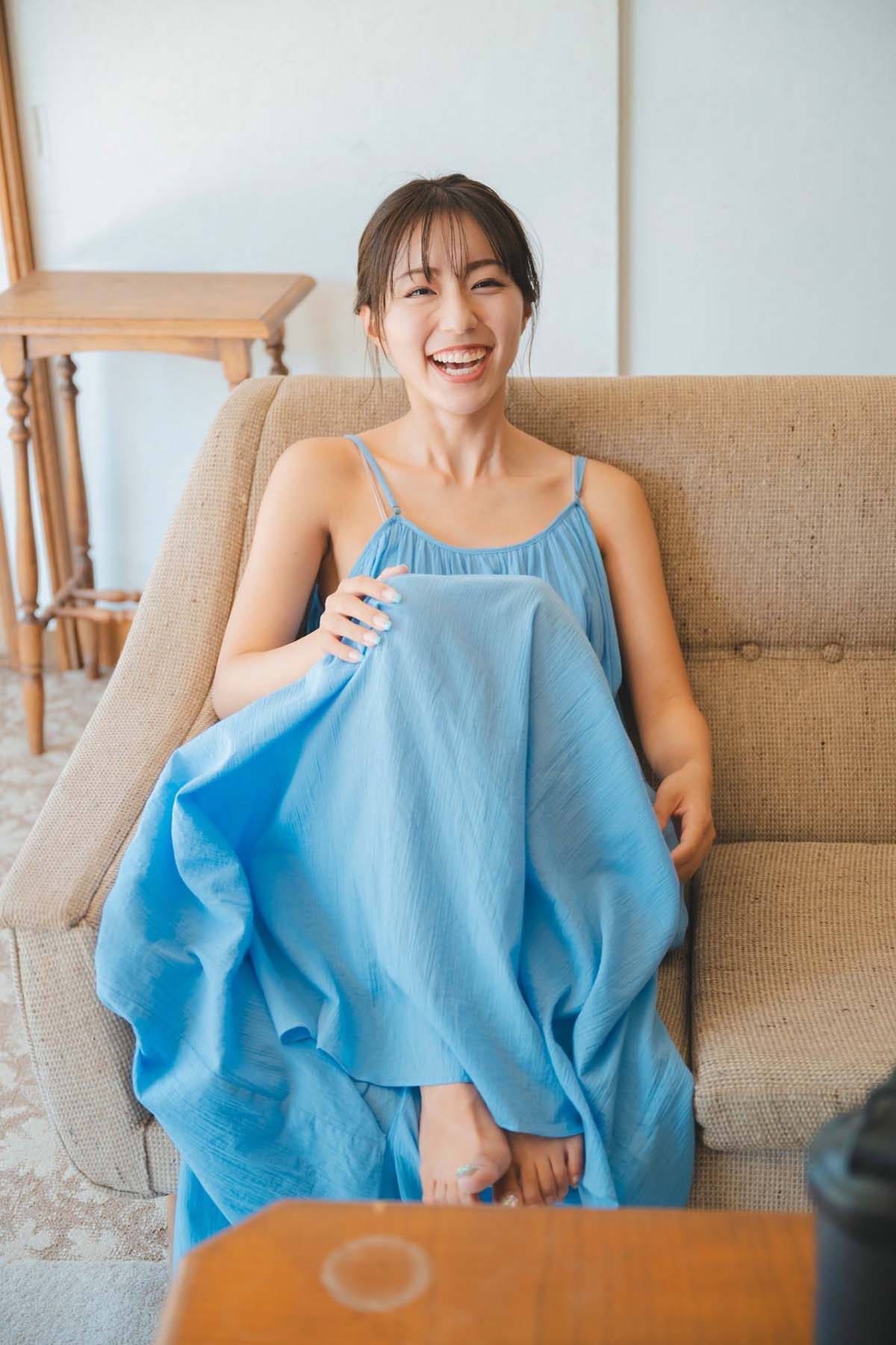 井手美希 – 密室の個人レッスン Photobook-第2张