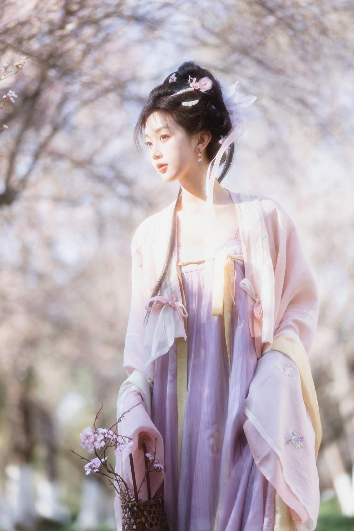 [YITUYU艺图语]2025.10.22 沾衣欲湿杏花雨 奥特有点慢 YITUYU艺图语-第1张