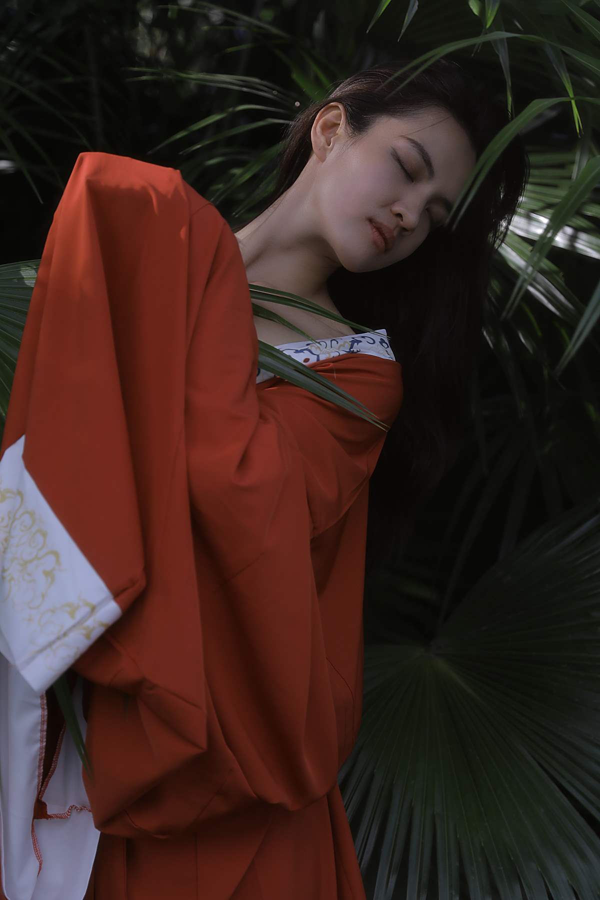 [YITUYU艺图语]2025.10.23 一袭红衣尽风华 慧慧 YITUYU艺图语-第1张