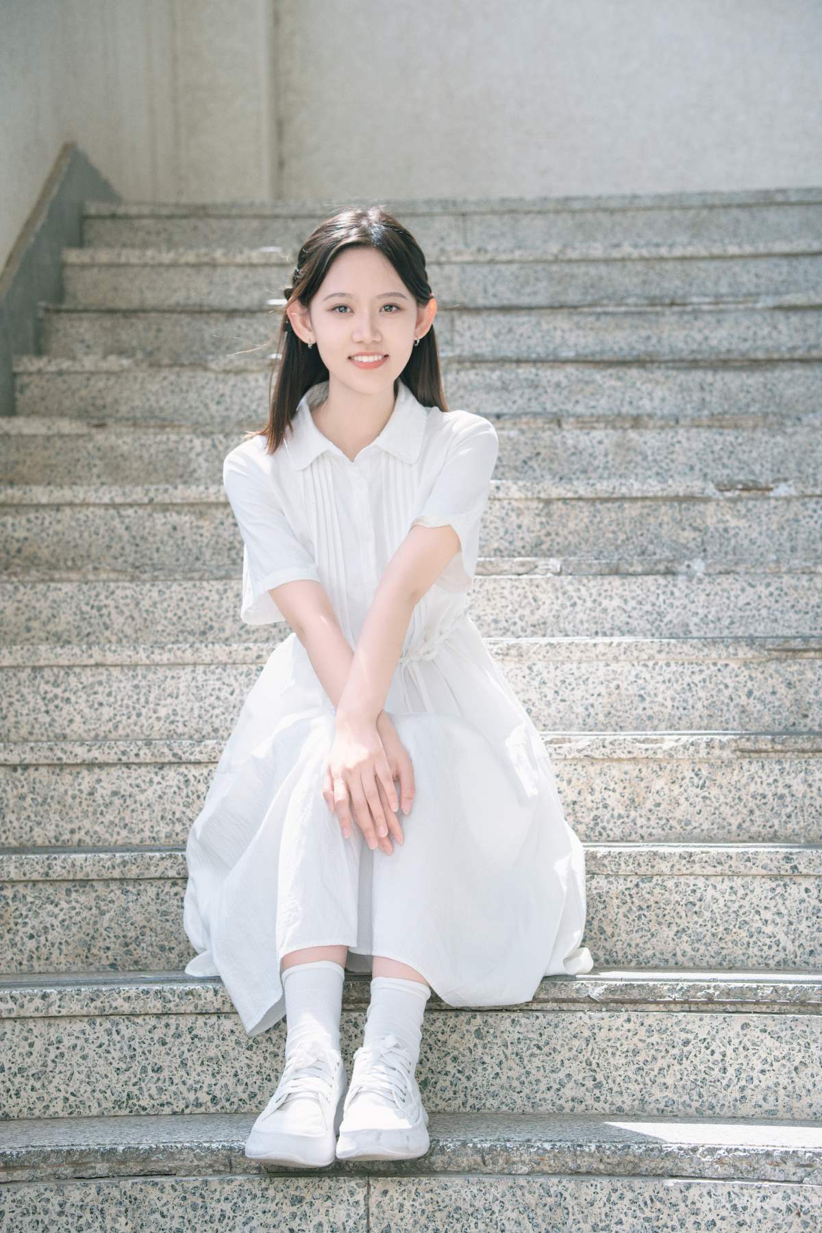 [YITUYU艺图语]2025.10.26 青春是一场有去无回的旅程 小杨和哈哈哈 YITUYU艺图语-第1张