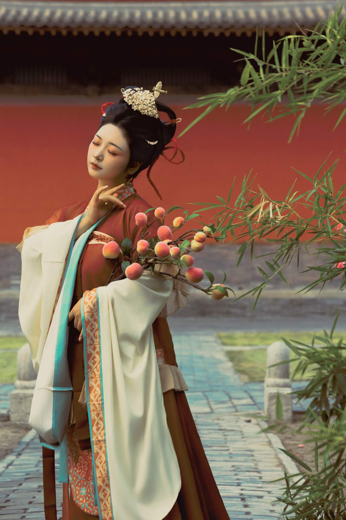 [YITUYU艺图语]2025.10.25 秋游古寺 哎呀白爱拍照 YITUYU艺图语-第1张