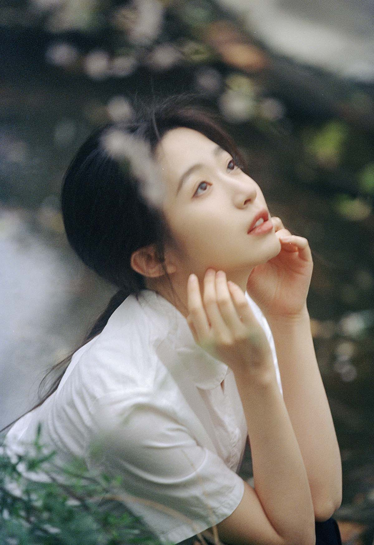 [YITUYU艺图语]2025.10.31 花下的梦 姚-胖胖 YITUYU艺图语-第1张