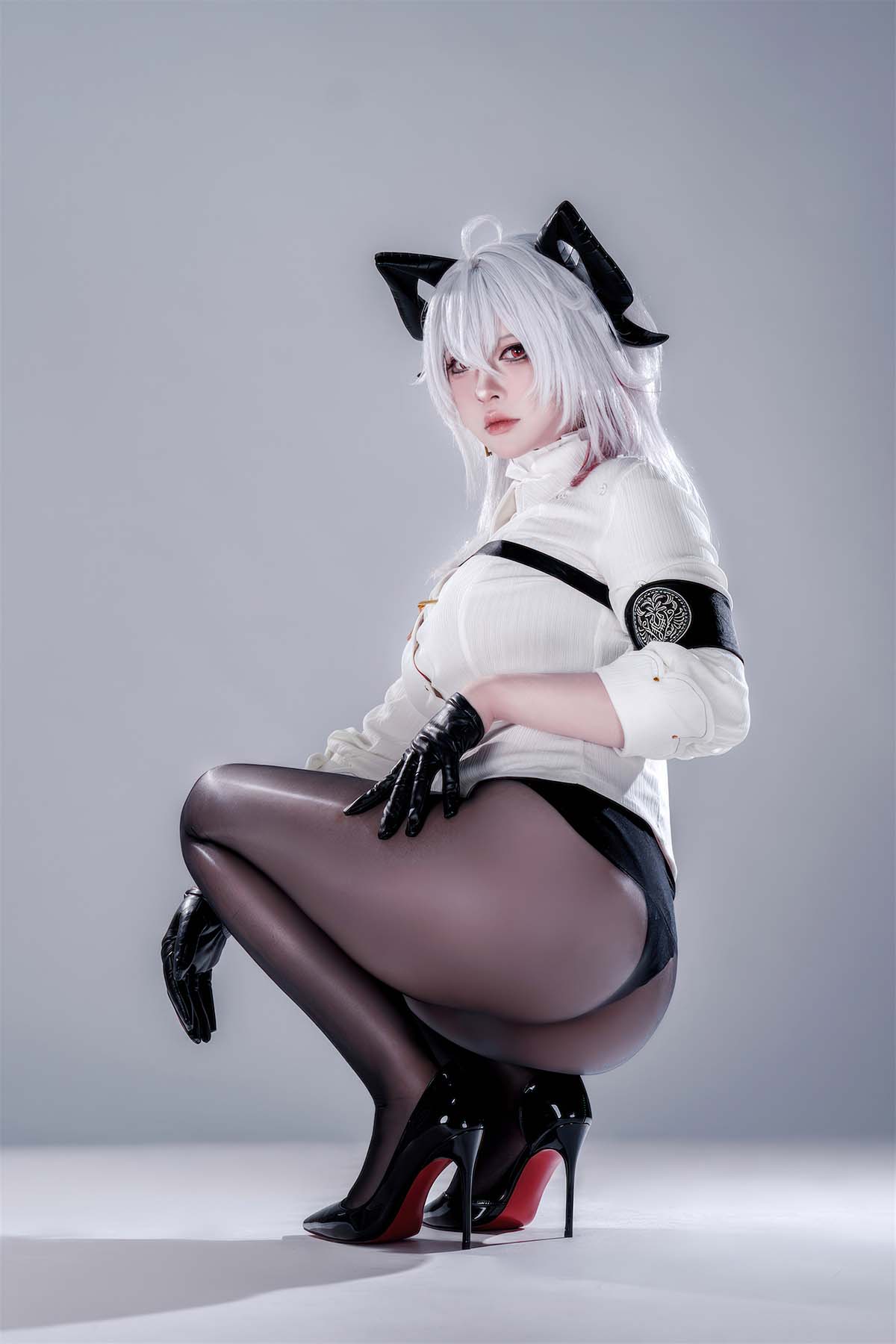 半半子 – 鸣潮 赞妮 Cosplay-第2张
