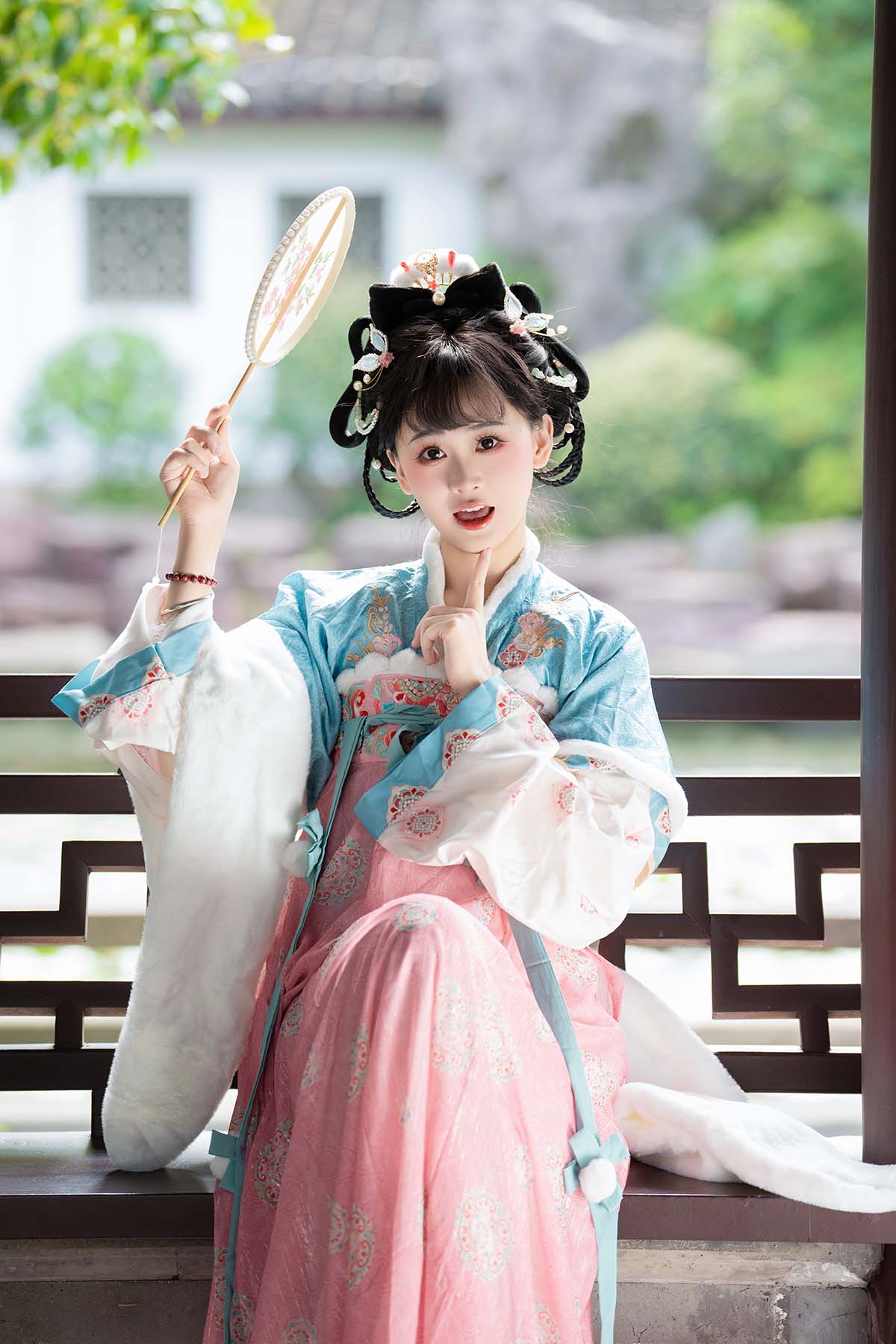 [YITUYU艺图语]2025.11.04 可爱汉服 湫一只岁岁 YITUYU艺图语-第1张