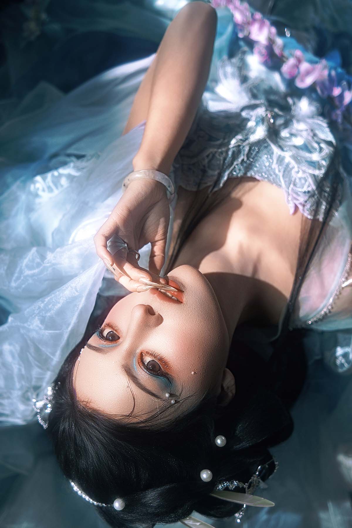 [YITUYU艺图语]2025.11.08 倒影 佳妃 YITUYU艺图语-第1张