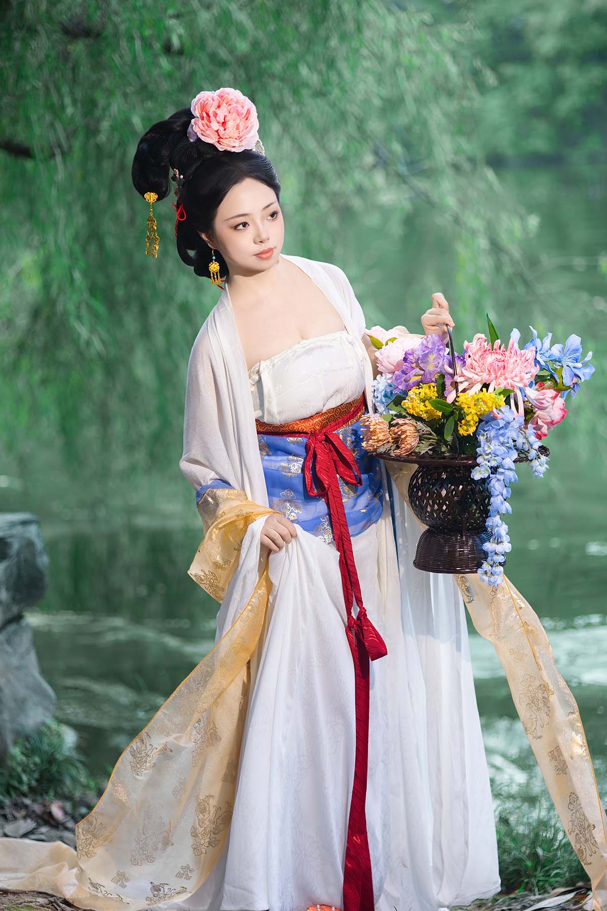 [YITUYU艺图语]2025.11.11 白伯骅仕女图仿妆 YITUYU艺图语-第1张