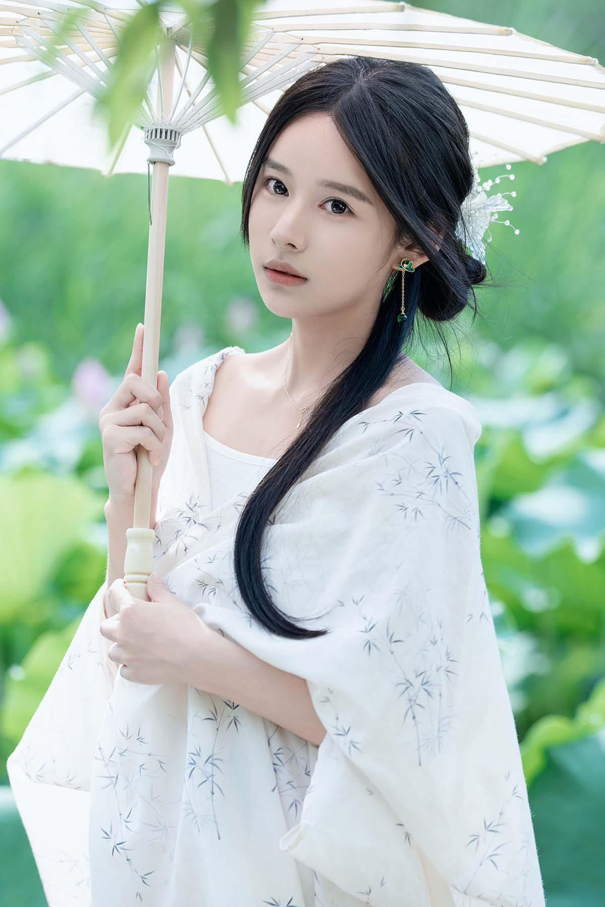 [YITUYU艺图语]2025.11.12 荷塘清风 YITUYU艺图语-第1张