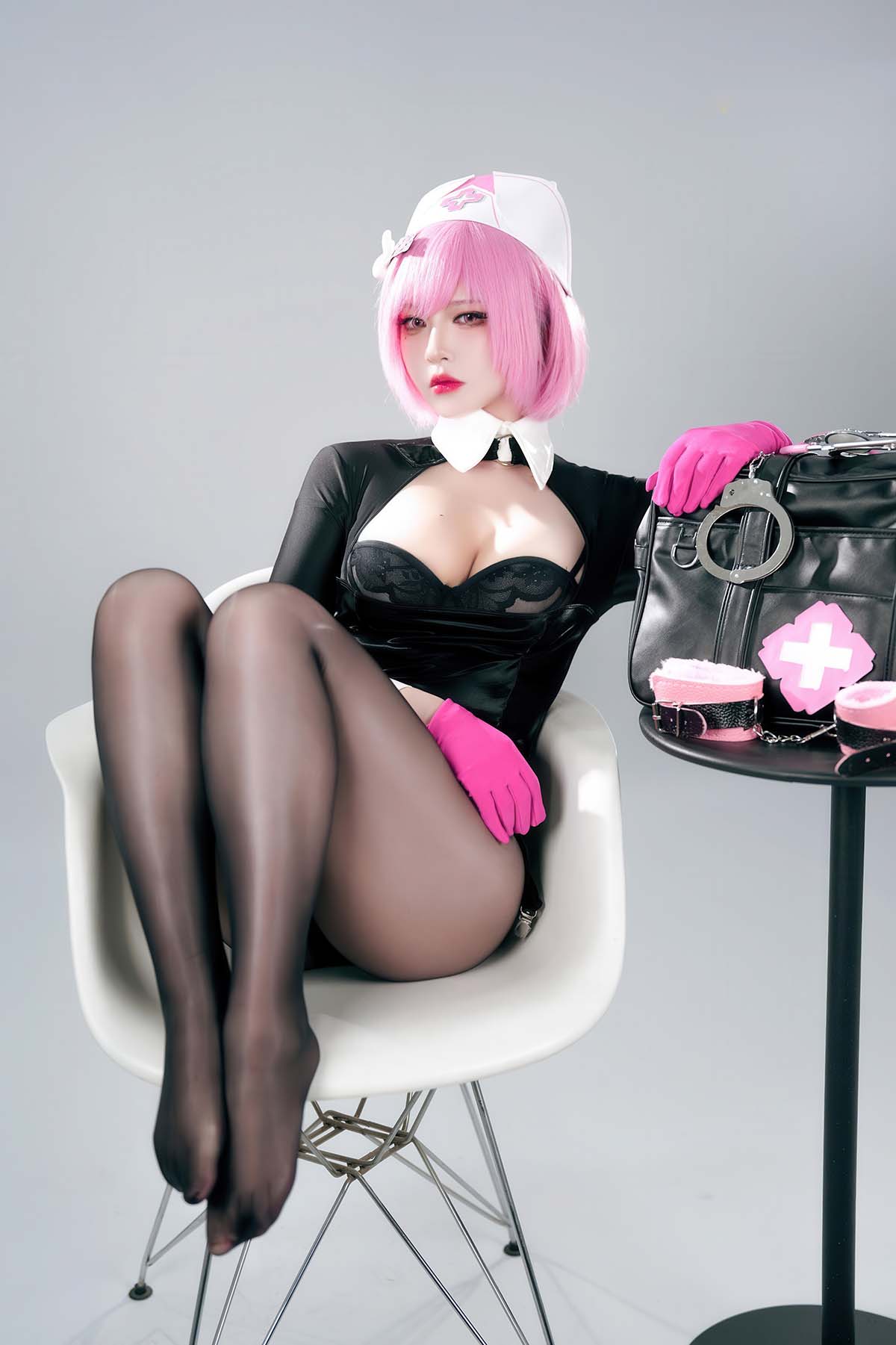 半半子 – 王医生 Cosplay-第1张