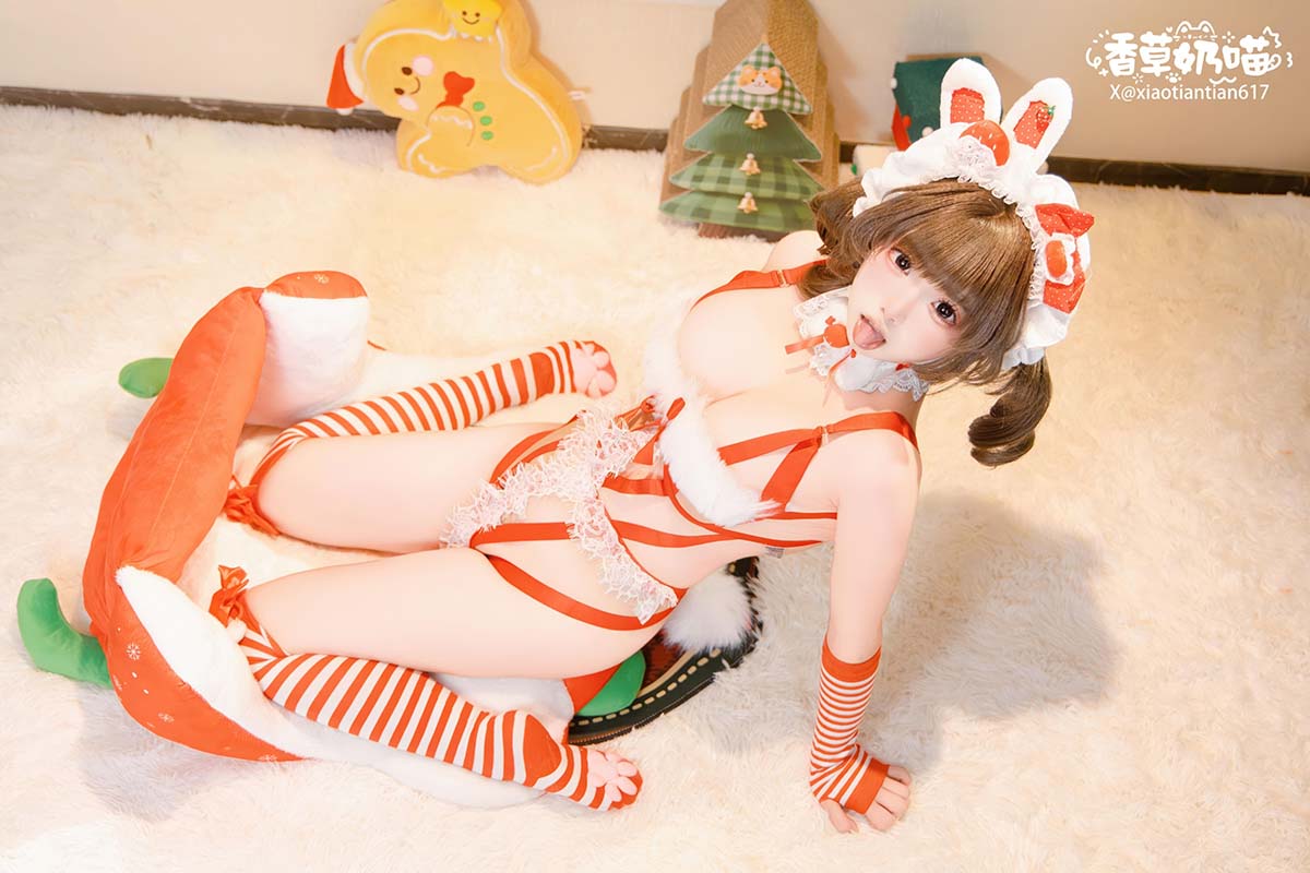 筱田甜[香草奶喵] – 圣诞礼物 Cosplay-第1张