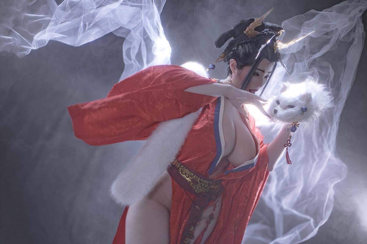 钛合金大粑粑 – 无常狐 Cosplay-第2张