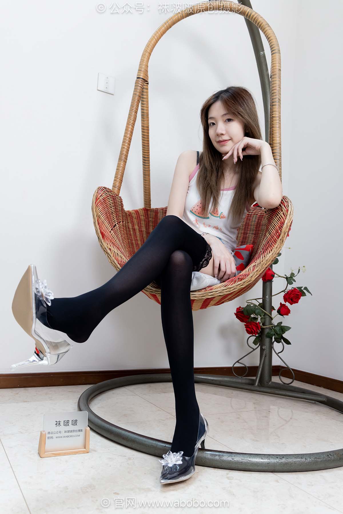 [BoBoSocks袜啵啵]NO.695 小甜豆-透明高跟鞋、厚黑丝大腿袜、淋酸奶 BoBoSocks袜啵啵-第1张