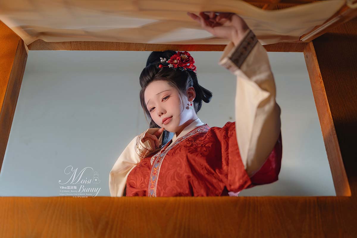 咬一口兔娘 – 快马加鞭 金莲迎春 Cosplay-第1张