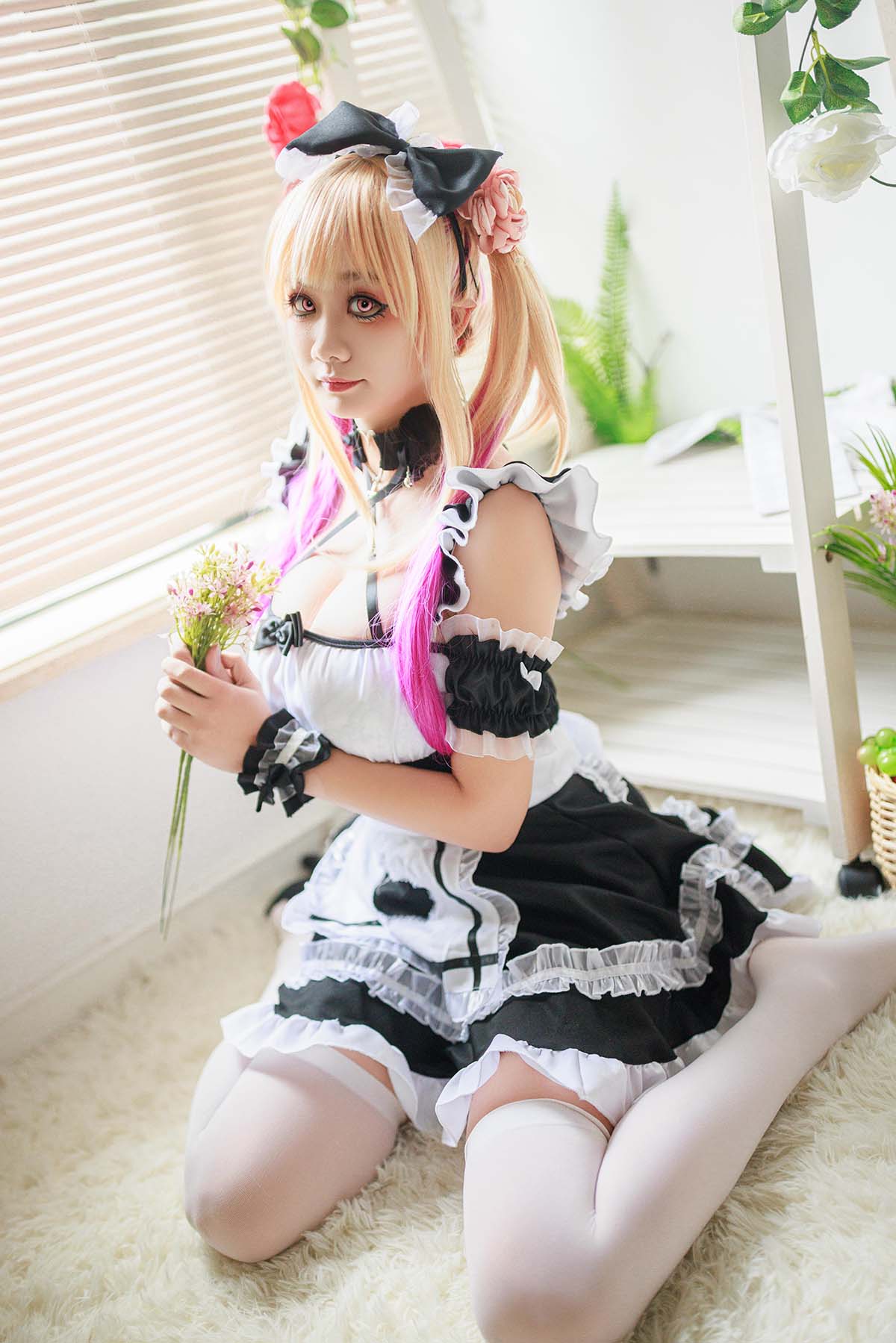 阿雪雪 – 白色女仆 Cosplay-第1张