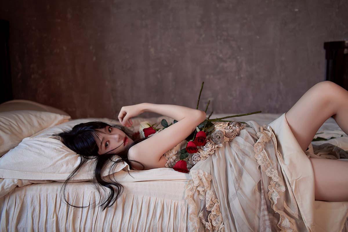 桜桃喵 – 玻璃玫瑰 Cosplay-第1张