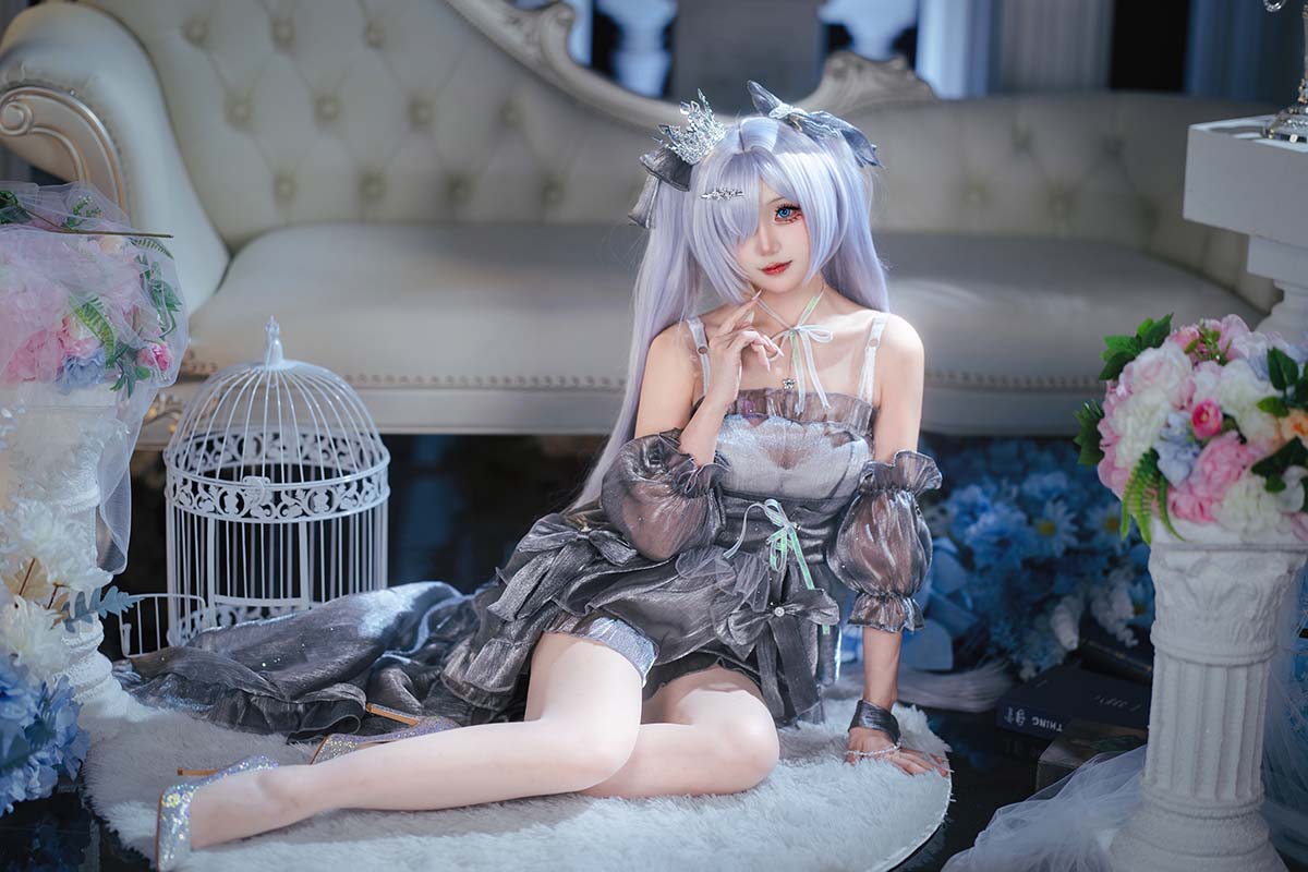 是夙卿呀 – NIKKE 灰姑娘 Cosplay-第2张
