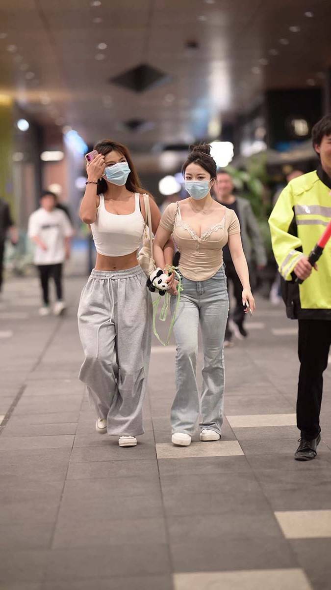 橙子摄影 – 街边丰腴美女(上) 橙子摄影-第2张