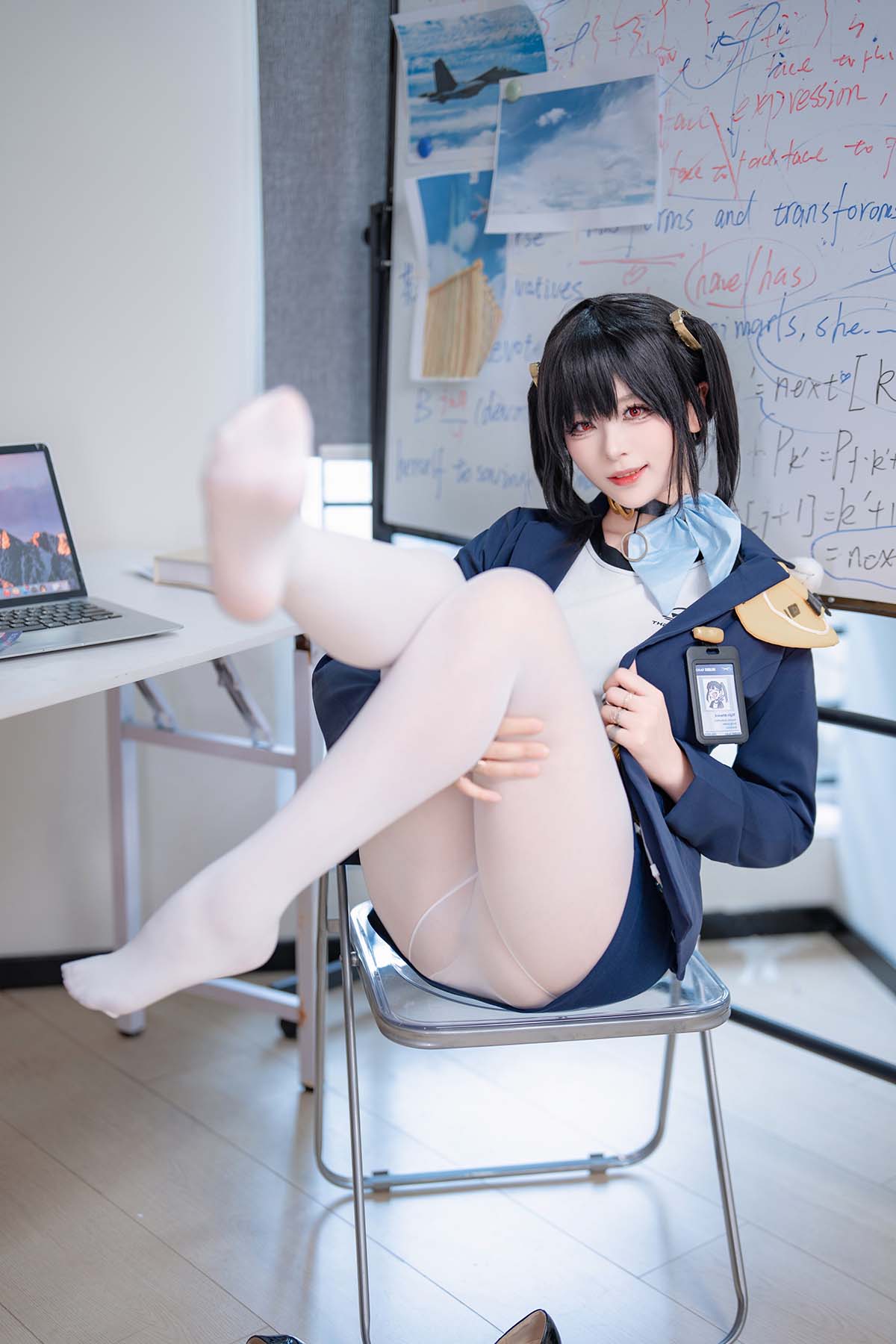 轩萧学姐 – Nikke胜利女神 索拉 Cosplay-第2张