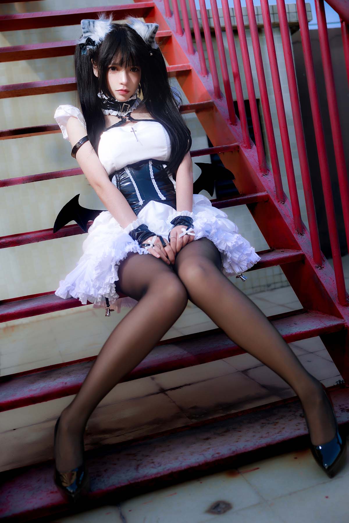 疯猫ss – 红梯女仆 Cosplay-第1张