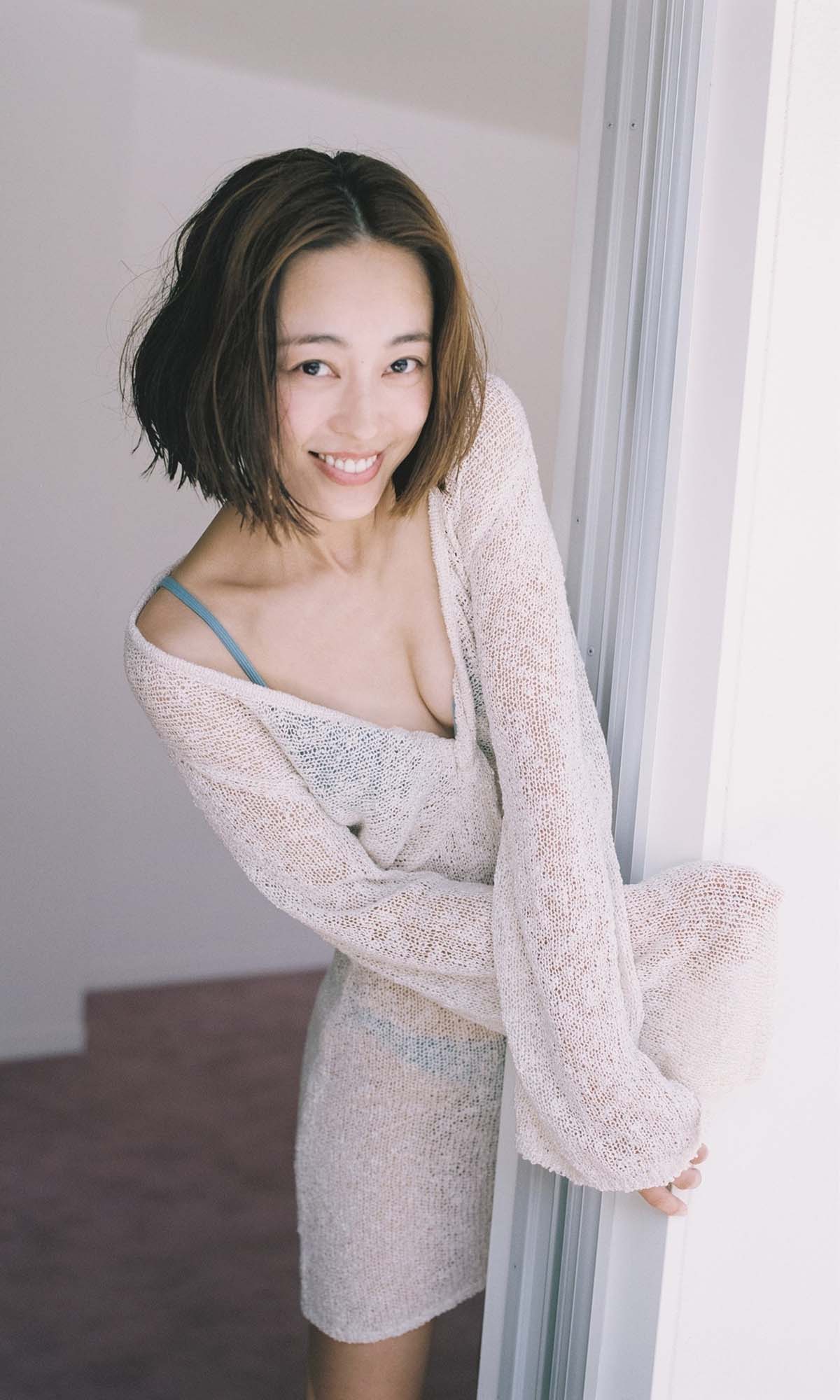 滝裕可里 – Sweet Inspiration Photobook-第2张
