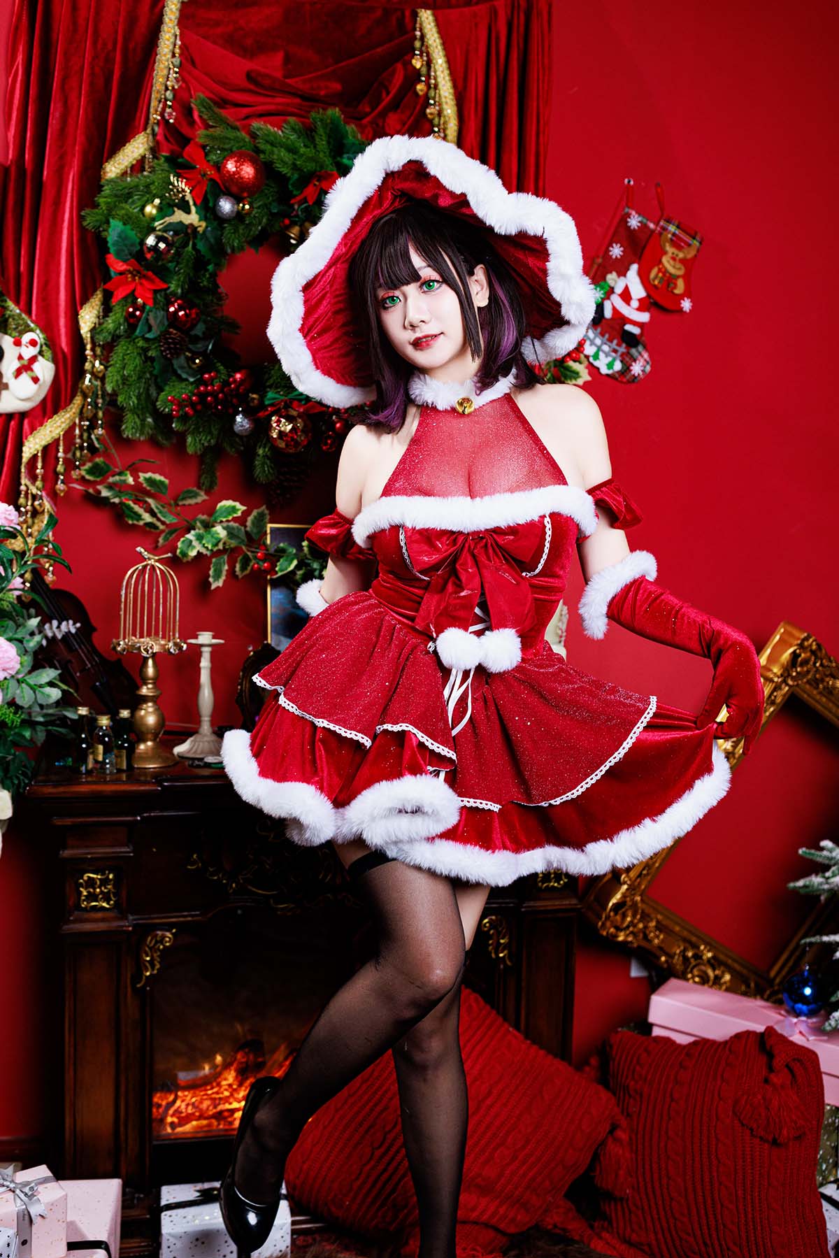 阿雪雪 – 圣诞魔女 Cosplay-第1张